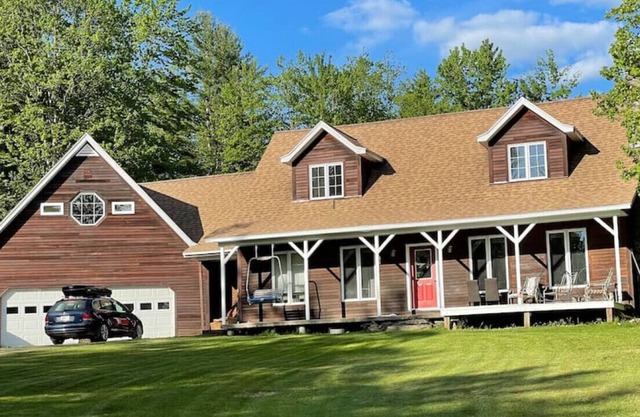 Private 4 Bedroom House on 20 Acres in Underhill