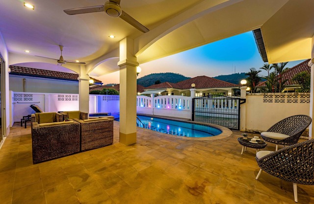 Private 4 Bedroom Pool Villa - NG411
