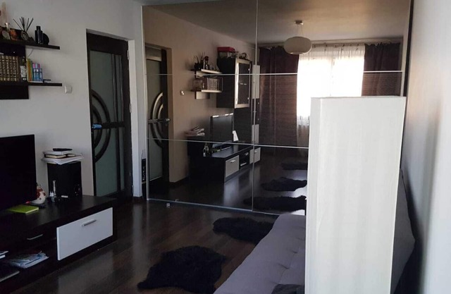 Private apartment 2 rooms, negotiable price >7days, tickets EURO2020, parking