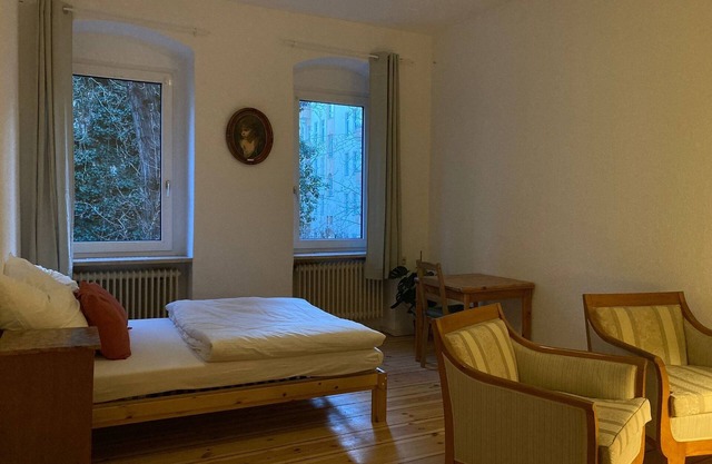 Private apartment in Berlin's most central district next to the river Spree