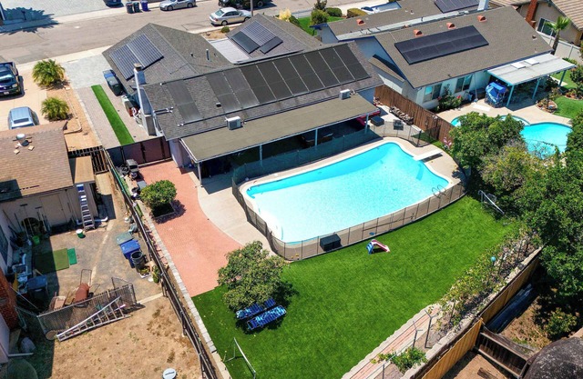 Private Backyard Oasis w/Pool, Hot Tub & 2 Grills