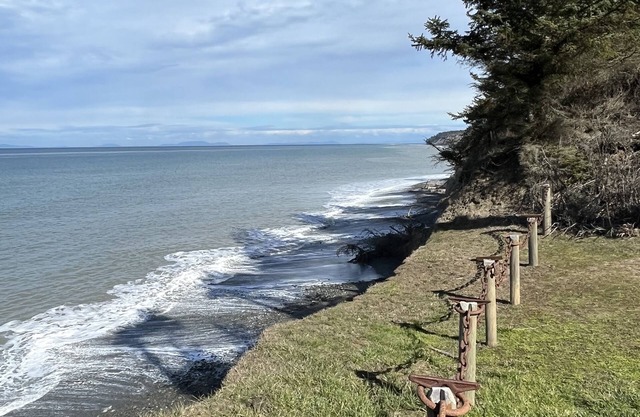 Private Beach Access, Quiet, Farm Setting, Secluded Nature Trails