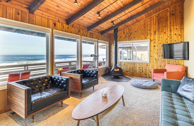 Private Beach Access: Serene Escape in Depoe Bay