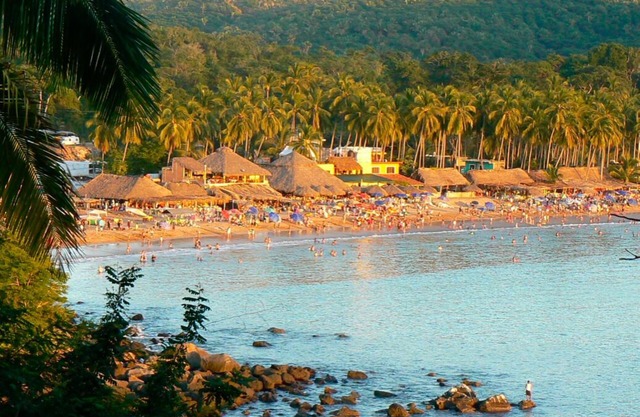 PRIVATE BEACH / EXCLUSIVE COMMUNITY / COOKS, GOLF CARTS, PADDLE BOARDS AVAILABLE