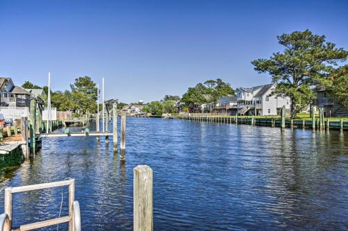 Private Boat Dock Fall Escape in Outer Banks!