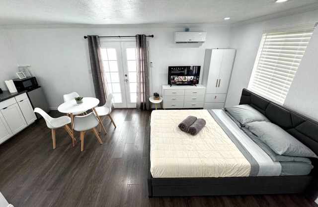 Private casita with secure parking