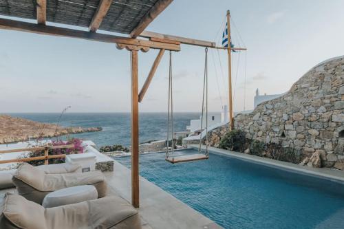 Private Cliffside Villa "150 meters from the beach"