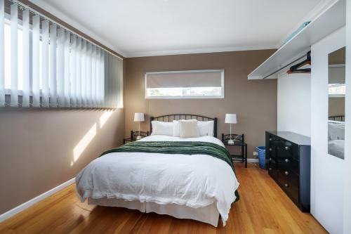 Private Coastal Apartment with AC