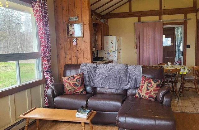 Private Comfy Cabin