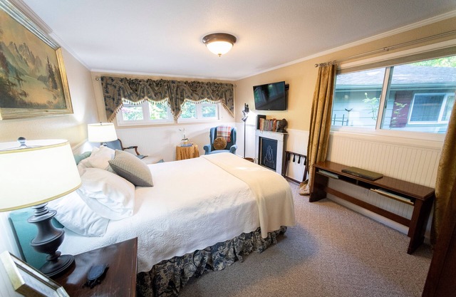 Private Country Guest Suite Near O.S.U.