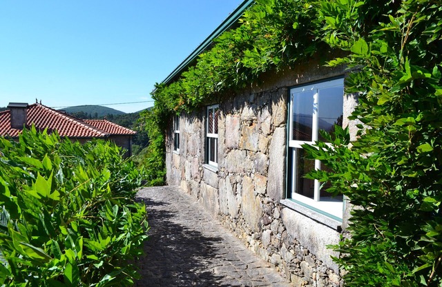 Private country house with pool