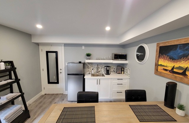 Private & cozy suite located in Fort Langley
