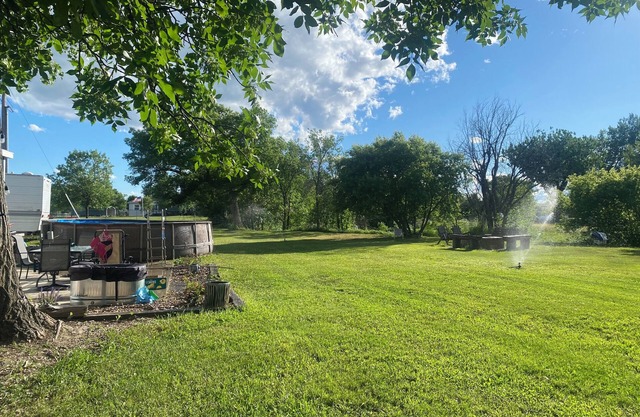 Private Creekside 3 Bedroom Home On 2 Acres