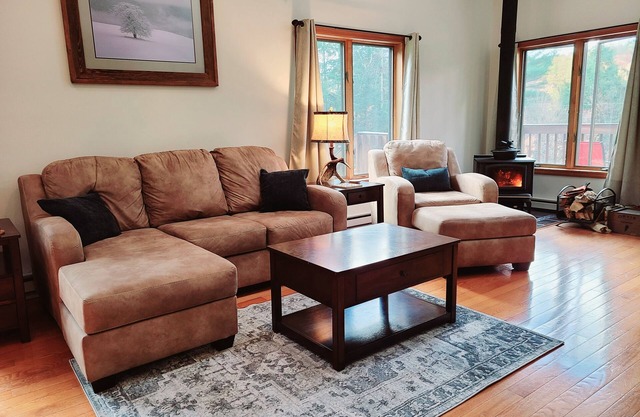 Private family home! 4 miles to Windham Mtn!