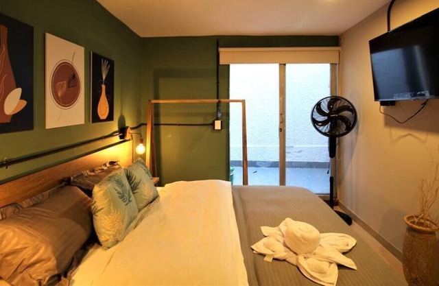 Private flat with internal patio ONE103