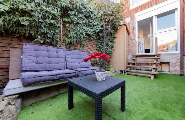 Private garden apartment