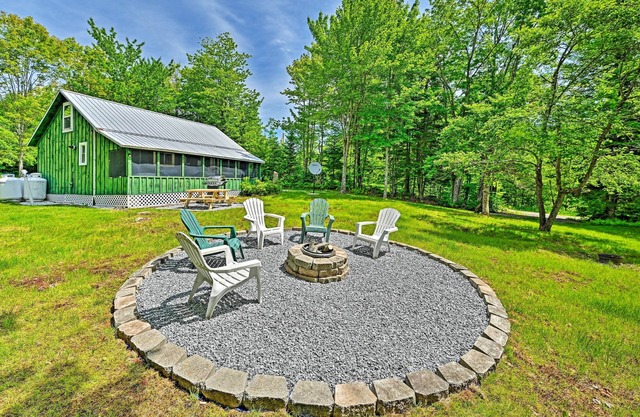 Private Granby Cabin - 14 Miles to Burke Mtn!