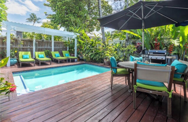Private Heated Pool-2BR/2BA-OldTown Location-Avail Jan 1 -March 31 -Weekly Maid