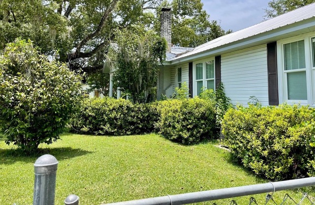Private Home in Macclenny, FL 32063