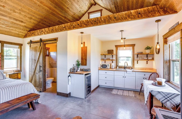 Private Home w/Hot Tub & Rio Grande River Access!