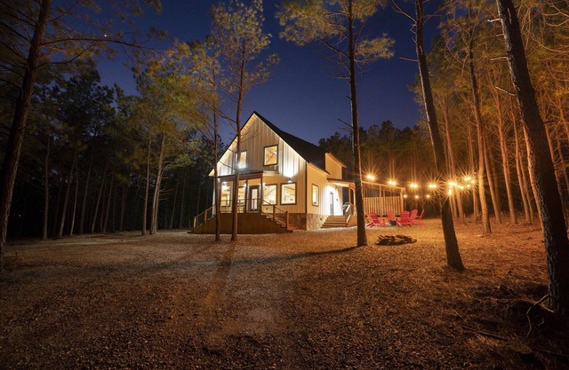 Private Hot Tub + Outdoor Oasis + Split Floor Plan + Arcade + Family Friendly