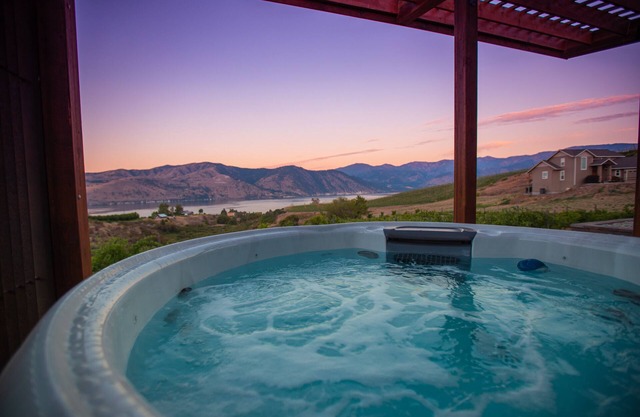 Private Lake Chelan Getaway