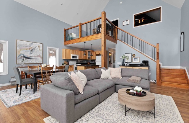 Private Lakefront Cottage on Whitestone Lake - Pet Friendly!