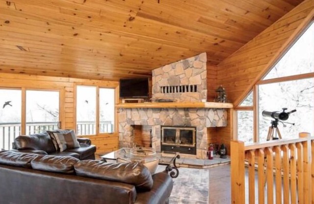Private LakeFront Fishing Sanctuary on 22 Acres