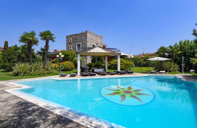 Private Luxury Villa with Pool