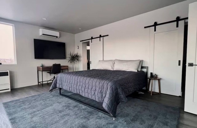 Private modern retreat close to Zion/Bryce