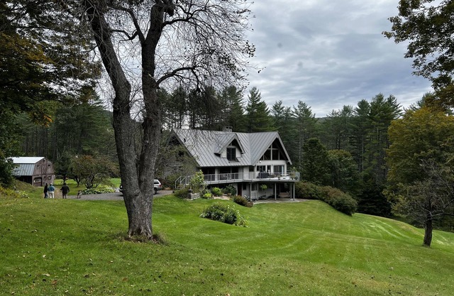 Private mountain lodge and estate w/lakes, trails, close to Dartmouth, & skiing