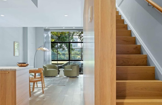 Private Parkside Loft Stay