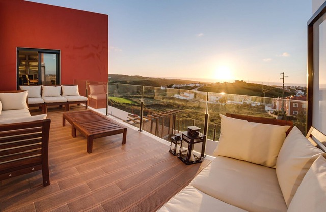 Private pool, chill out areas, stunning views