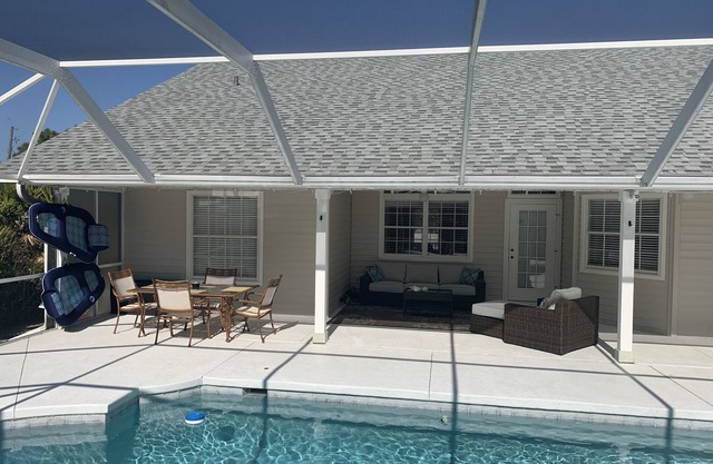 Private Pool Home with gorgeous views in Rotonda West