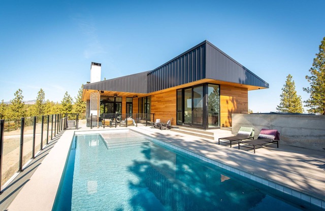 Private pool + hot tub | Seclusion & serenity | In the hills above Lake Chelan