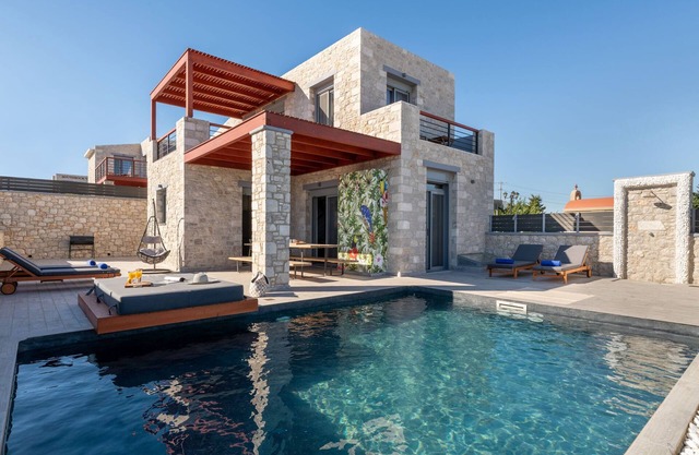 Private Pool Villa in Lachania