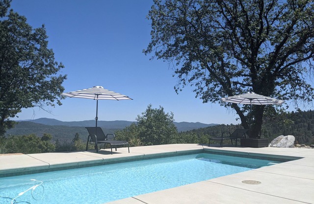 Private Ranch Retreat - Private Pool - Sierra Views - Near Murphys & Bear Valley