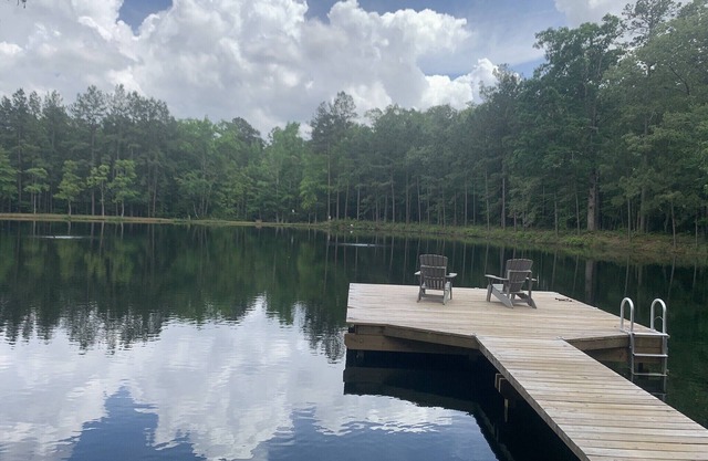 Private, Relaxing Waterfront Getaway! 3BR/2BA House! Modern Amenities!