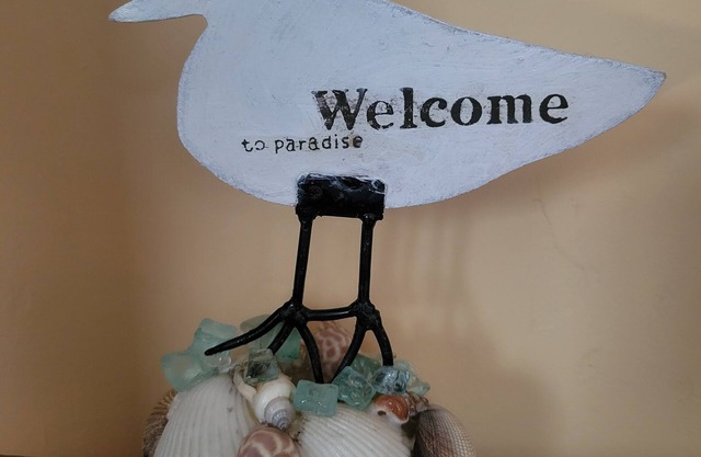 Private retreat with amenities for all, close to WEC. Pet friendly!