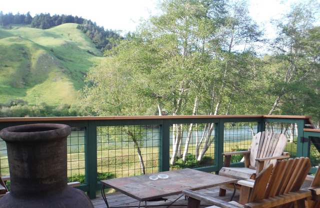 Private Riverfront Estate w/ Amazing Views & River Access