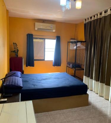 Private room with AC and fan, near Rajapruek Park