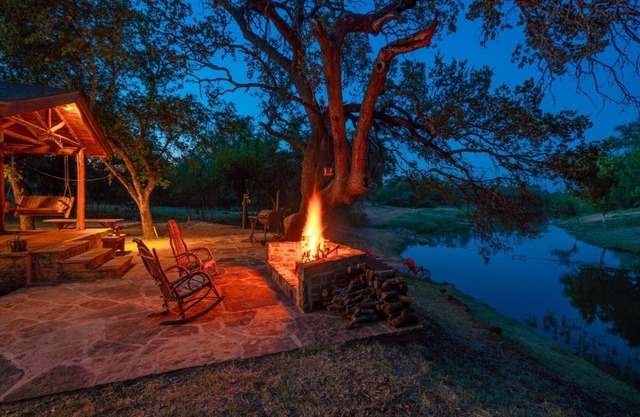 Private & Seculded Cabin on Comanche Creek with 73 Acres to Roam