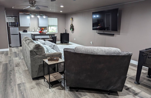 Private studio with office and entertainment