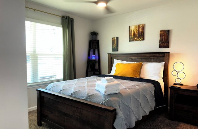 Private, tranquil w/Ingenuity ADU. Homey Florida vacation!