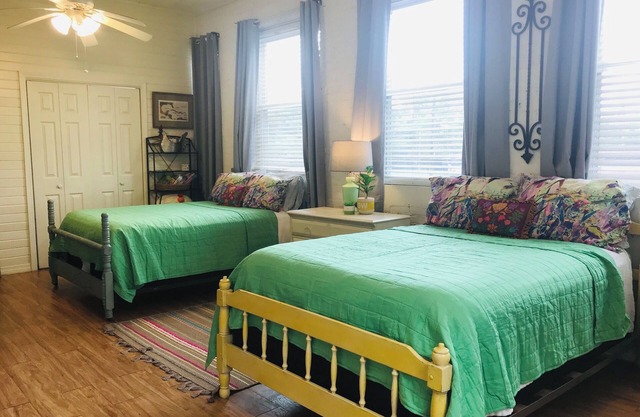 Private Upstairs Apartment in Historic Building Sleeps 6