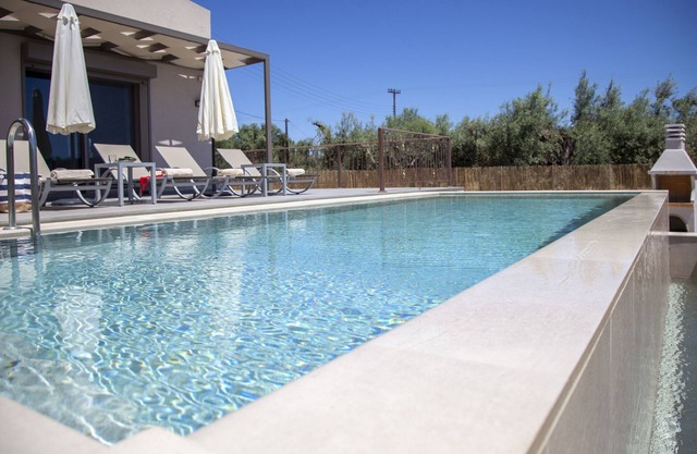 Private Villa Alkistis with Pool Ideal for Families