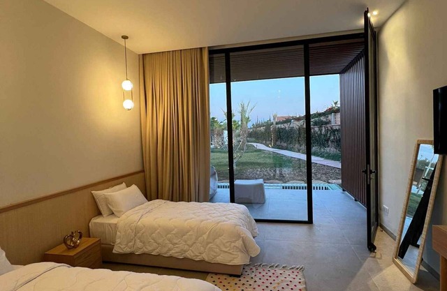 Private villa overlooking the Atlas mountains: luxury, calm and pleasure in Marrakech