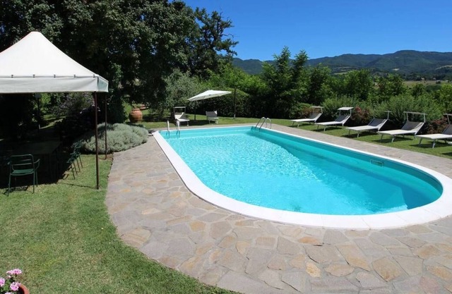 Private villa with swimming pool in Tuscany