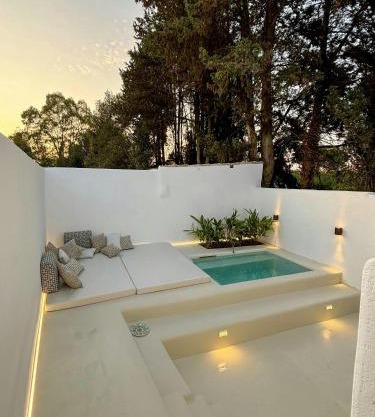 Private Villa With Pool By Historic Palace