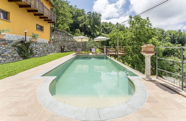 Private Villa with private pool, internet, A/C, TV, terrace, pets allowed, panoramic view, parking